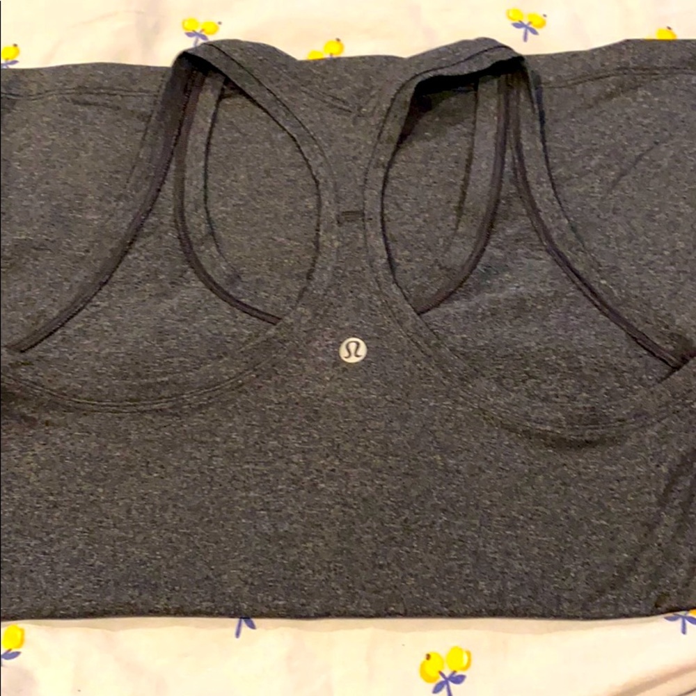 Lululemon workout too - Picture 2 of 2